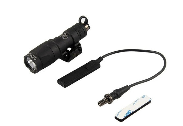 RHAM 400 LUMEN TAC LIGHT WITH PRESSURE PAD